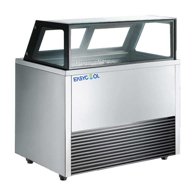 Auto Defrost Ice Cream Showcase Freezer 7 Pans 22℃ 18℃ Temperature Range