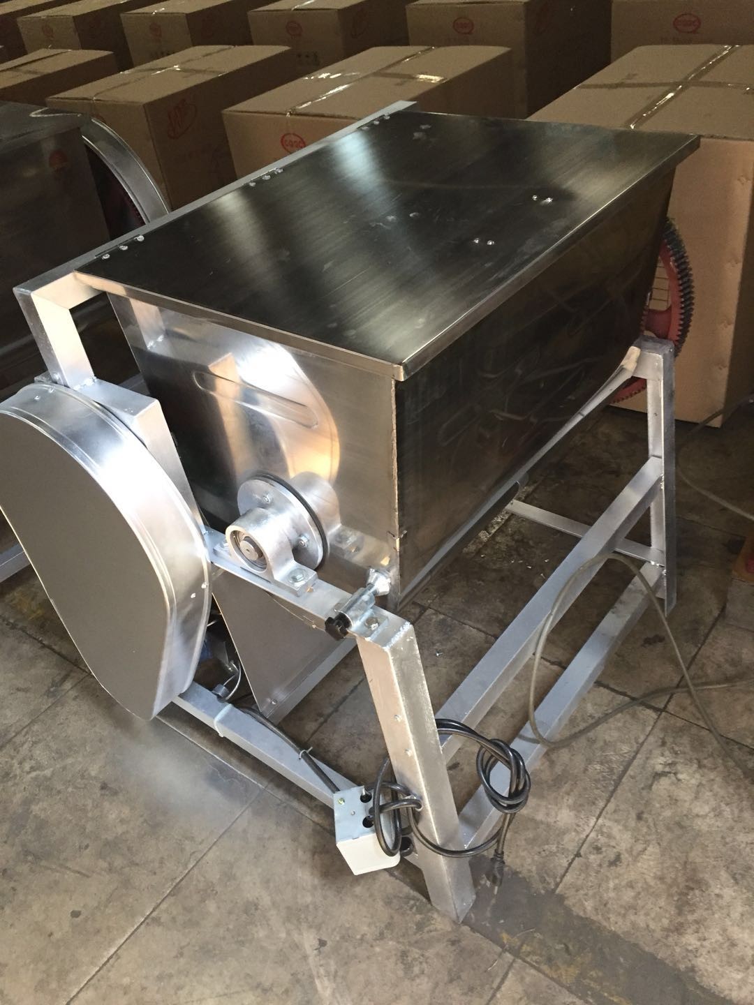 1.1KW 15kg Simple Dough Mixer Machine / Stainless Steel Food Mixer