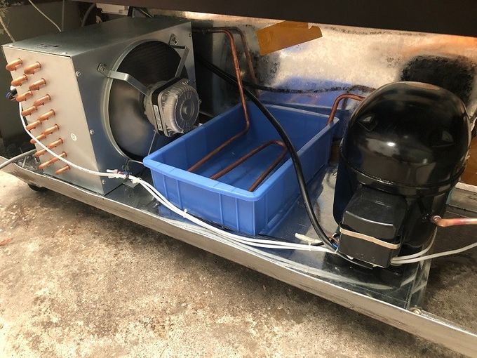 Auto Defrost Ice Cream Showcase Freezer 7 Pans -22℃~ -18℃ Temperature Range 2